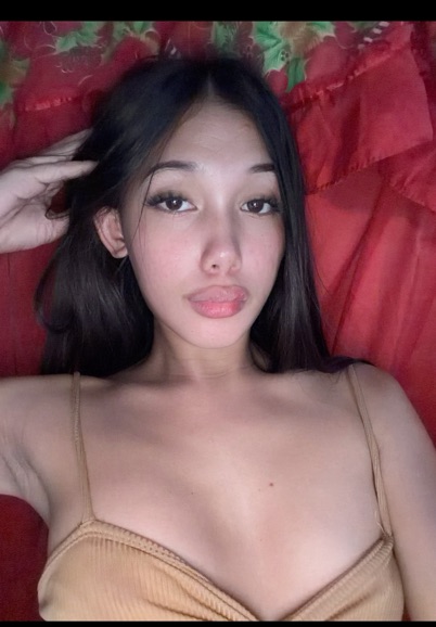 Georgina available for random video chat